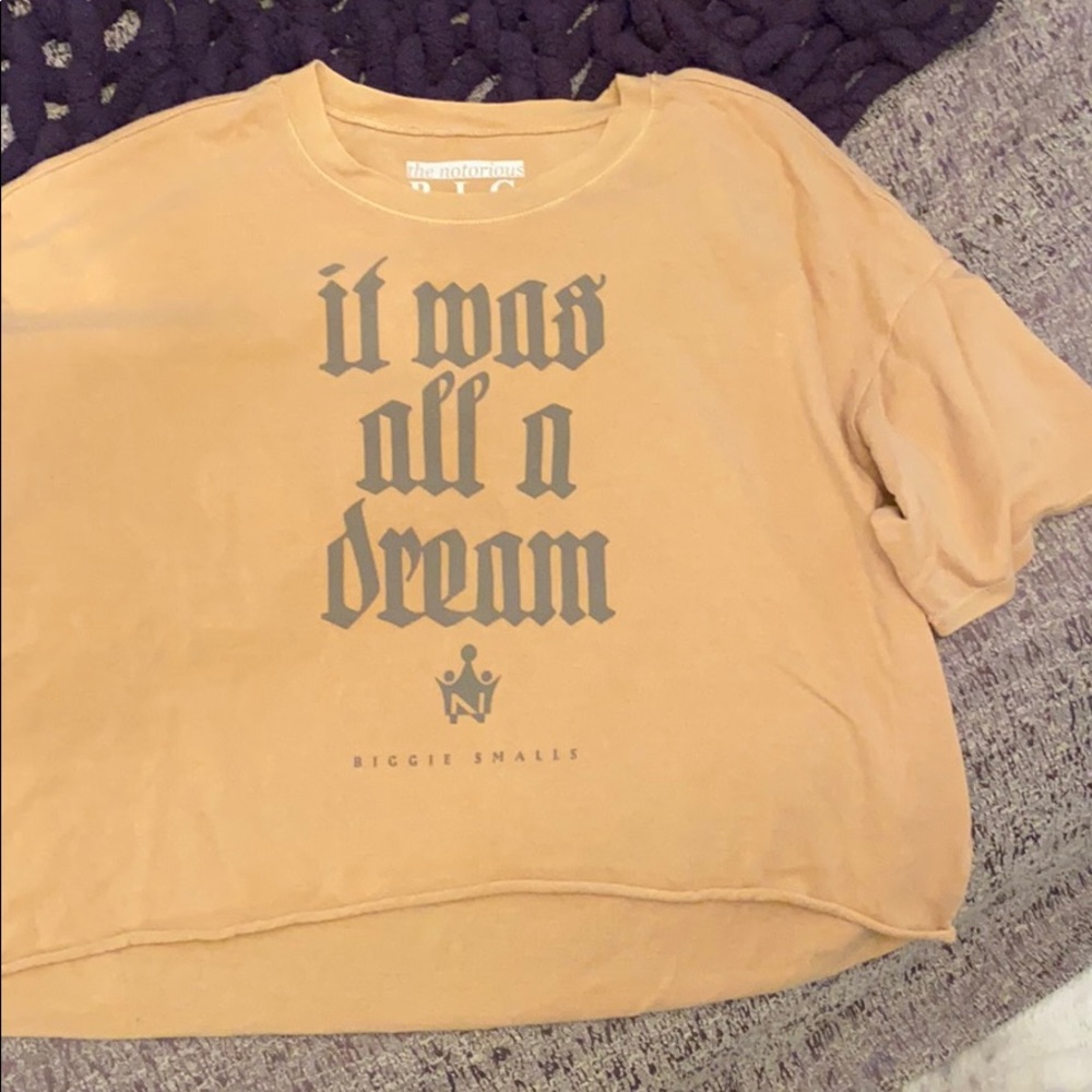 Tee shirt